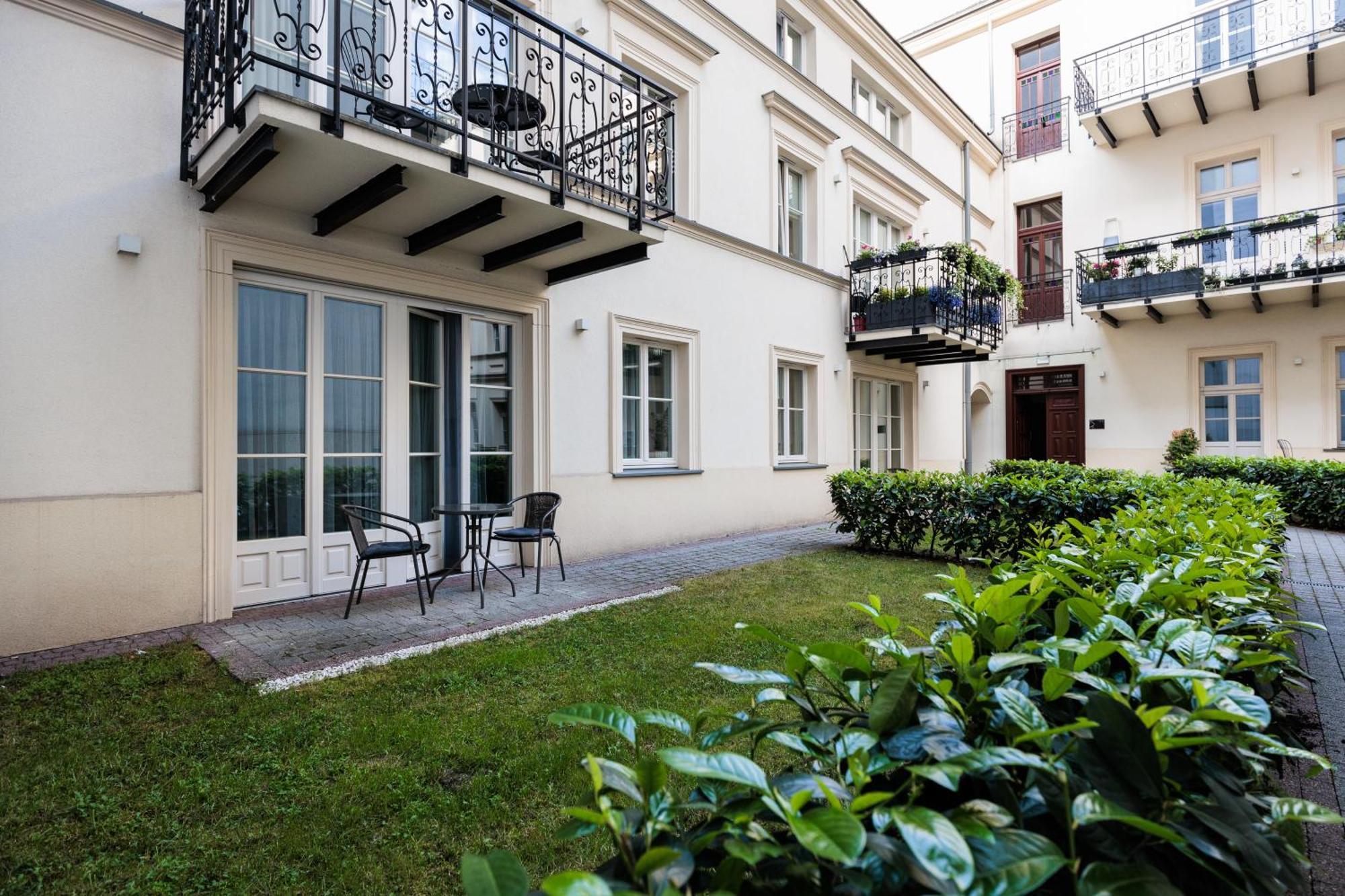 Apartment Atrium - Old Town Luxury - By Upstairs *